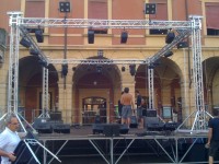 Music Market Service Audio Luci Video per lo spettacolo il teatro le sfilate il live